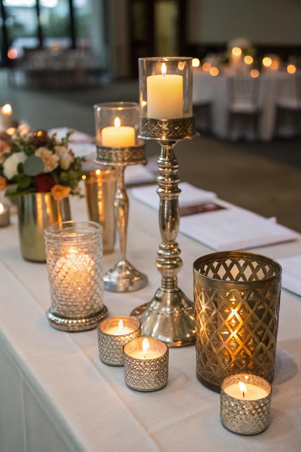 Mixed metallics adding texture and interest to the table.