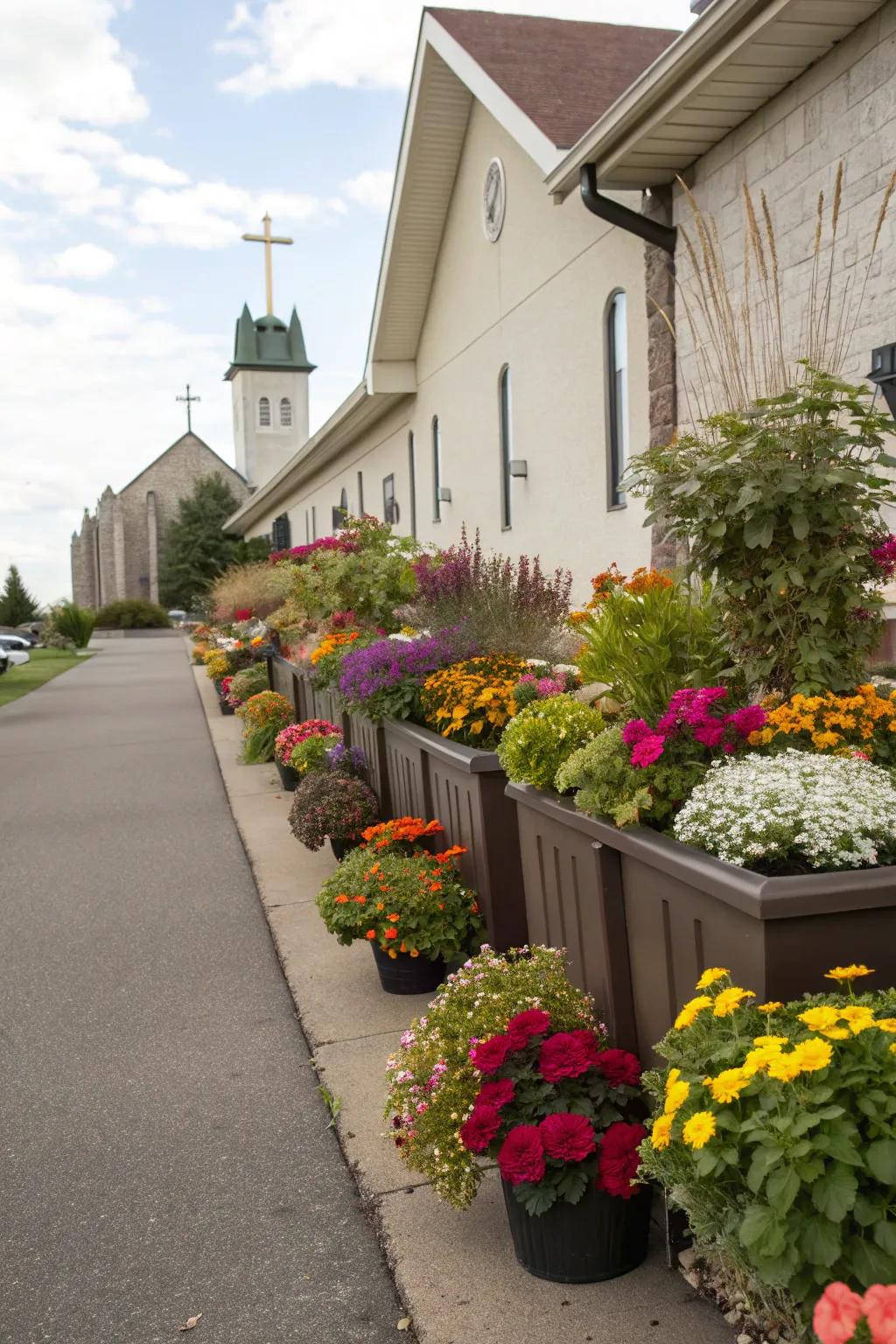 Container gardens provide flexibility and seasonal beauty.