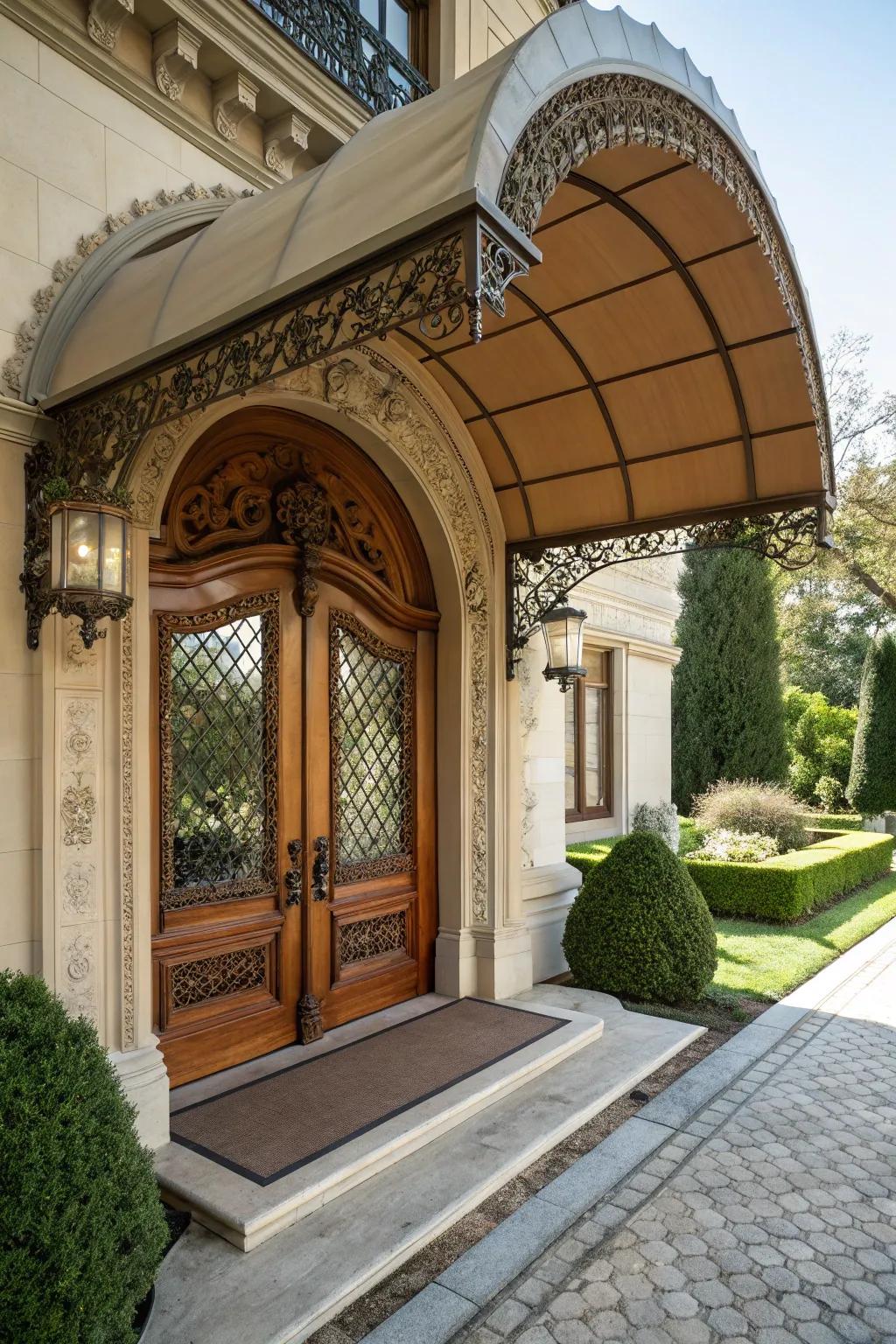 Arched awnings make grand entrances.