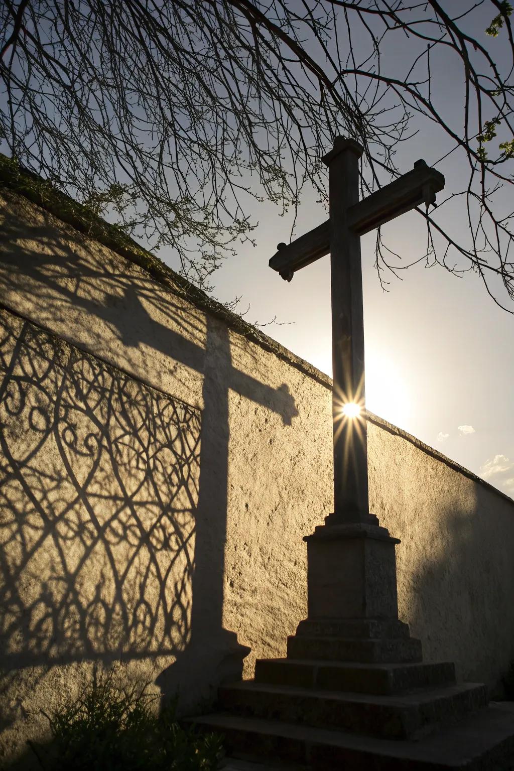 Cross with dynamic light and shadow play