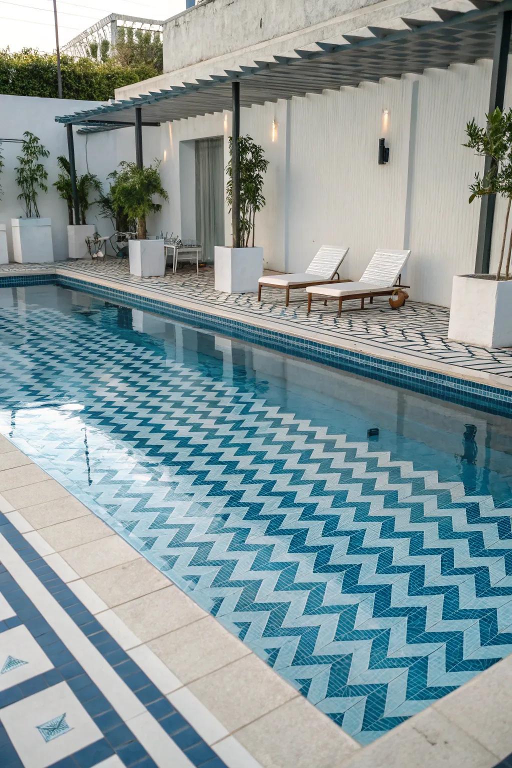 Chevron patterns add a coastal feel to your pool.