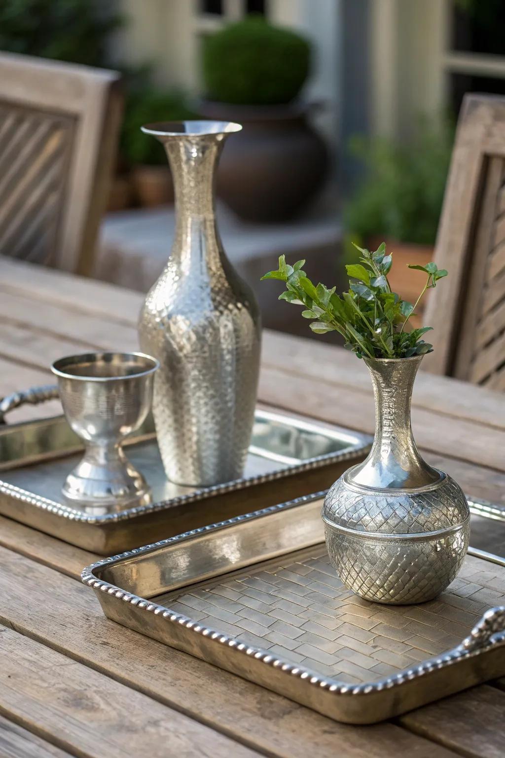 Metallic accents add a modern twist to the rustic farmhouse style.