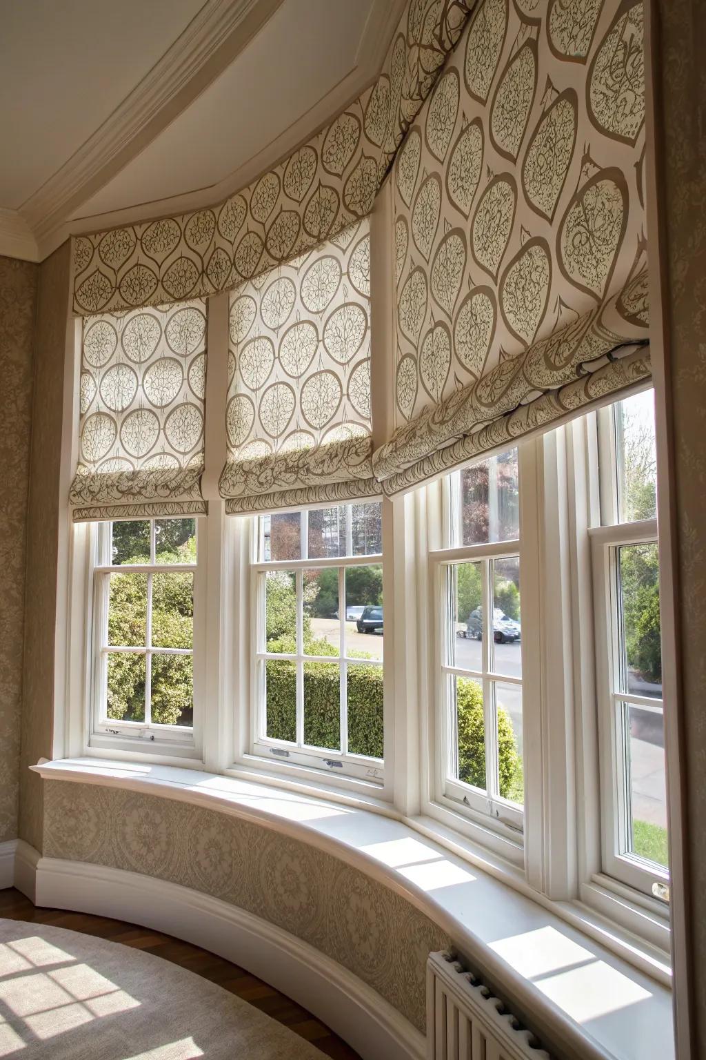 Elegant Roman shades enhancing a curved bay window.