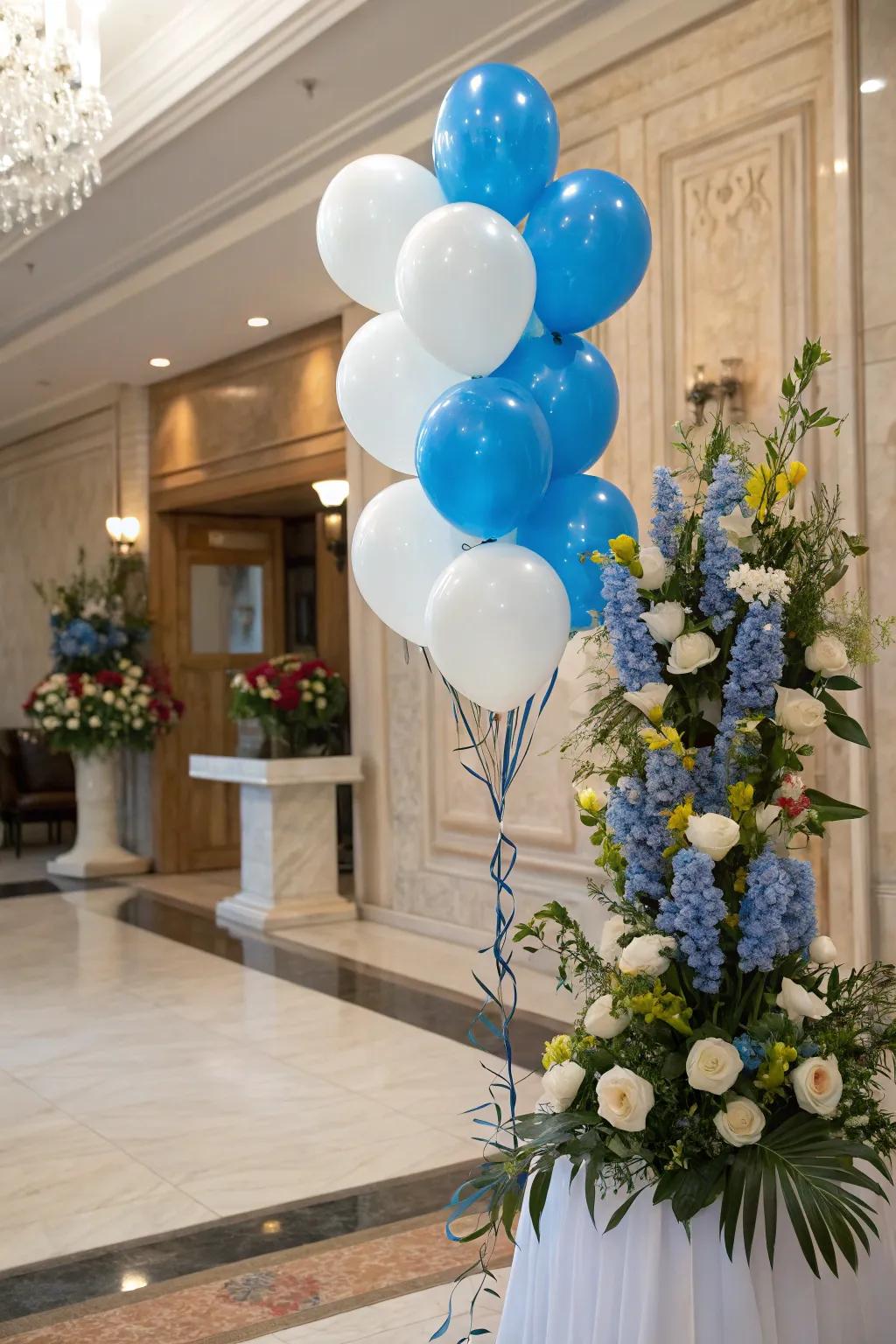 Floral arrangements with balloons add a natural elegance.