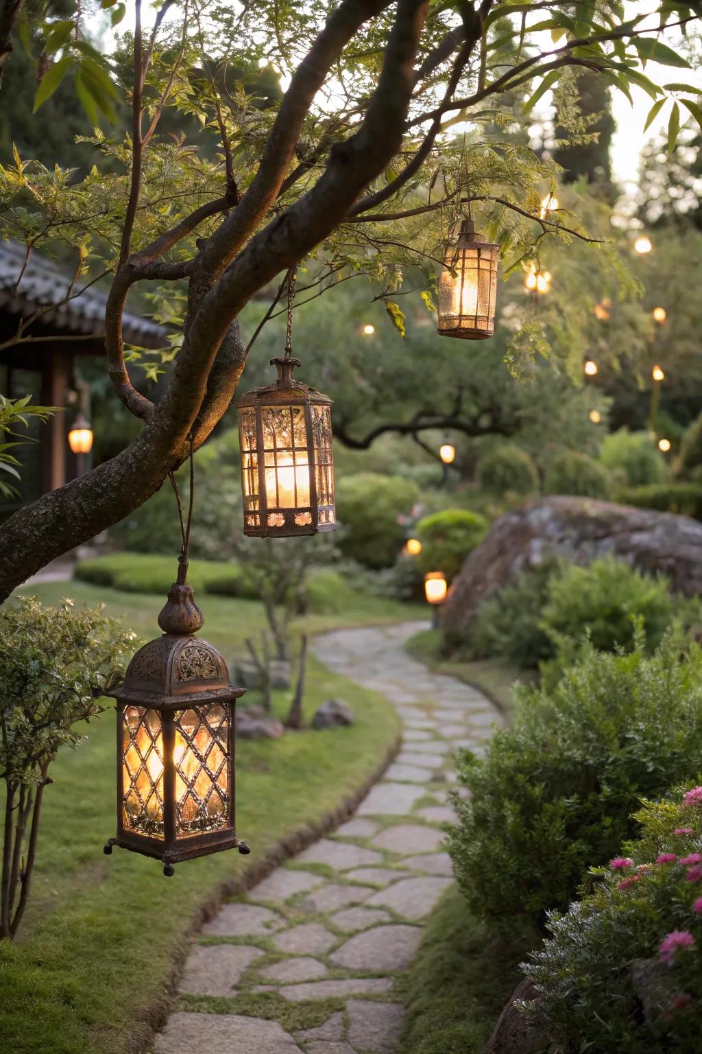 Lanterns add a magical ambiance to garden evenings.